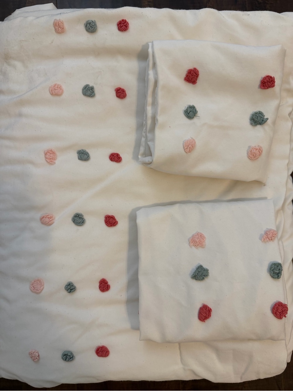 White Dotted Rosette Cotton Bedding Set - Pink, Red, Green Accent